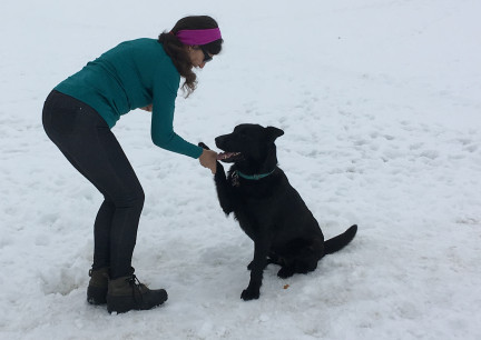 Marna Turquoise Shake Hands 2018-03-03