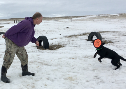 Deron, Tabaliah and the Frisbee 2017-02-10